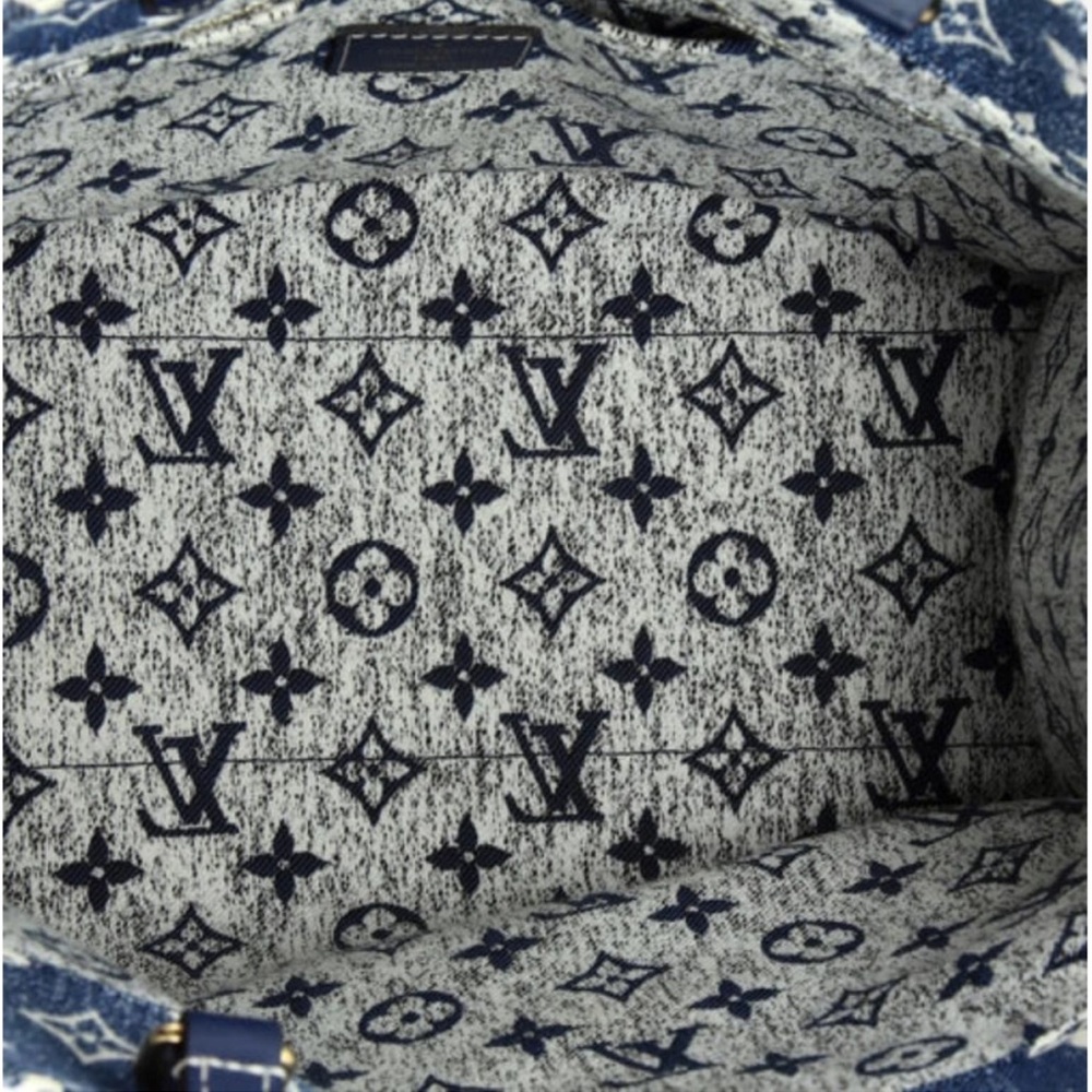 LV Monogram OnTheGo MM Denim - Picture 3 of 6